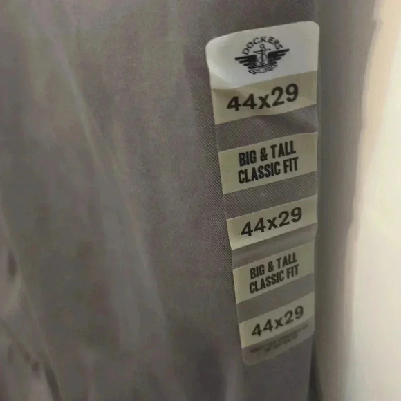 Docker's Big and tall classic fit Men's pants - Picture 5 of 7